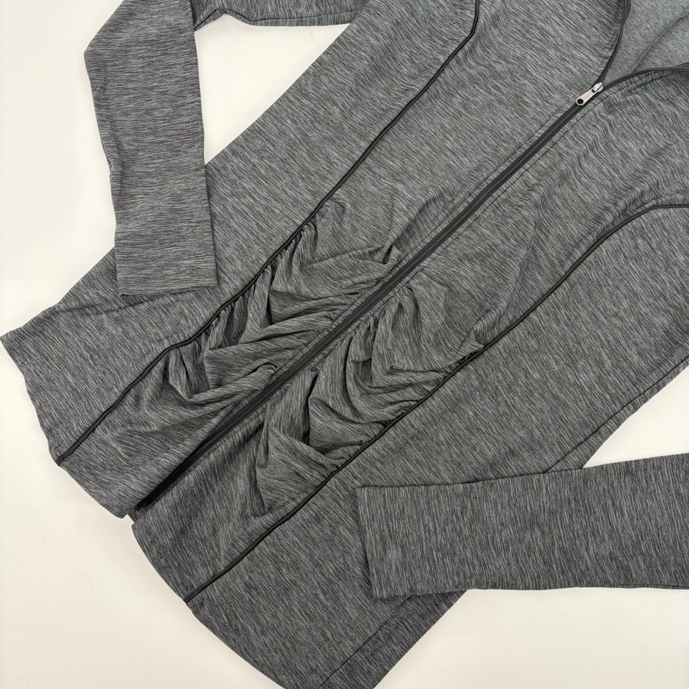 Motherhood Maternity Jacket Small Gray Ruched Zip Up Activewear Athleisure Yoga - Picture 2 of 9